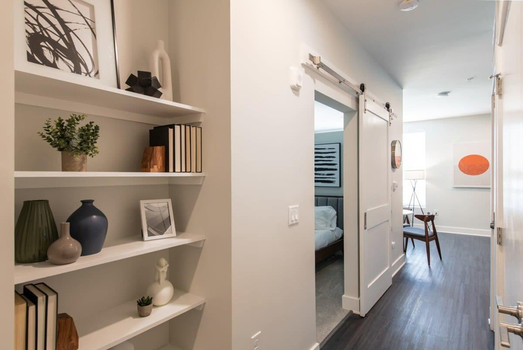 Others 5, Cozysuites l Upscale 1BR in Downtown Cincinnati, Hamilton