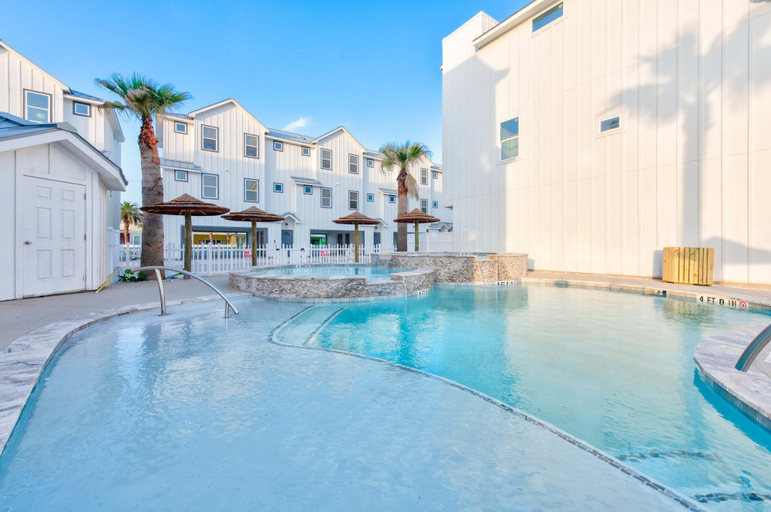 Pool 2, Rooftop Ocean Views - Pool - Pickleball - Elevator - Golf Cart, Nueces