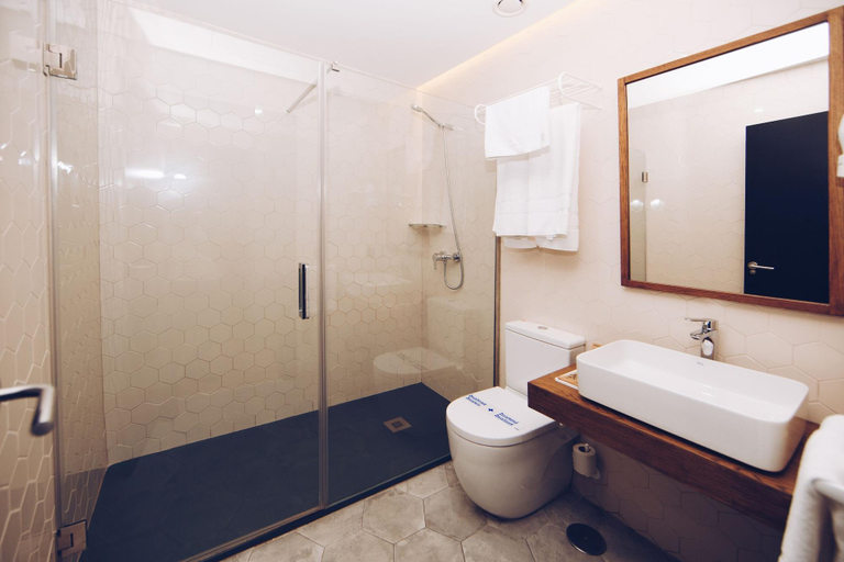 Bathroom 3, Malaga Premium Hotel, Málaga