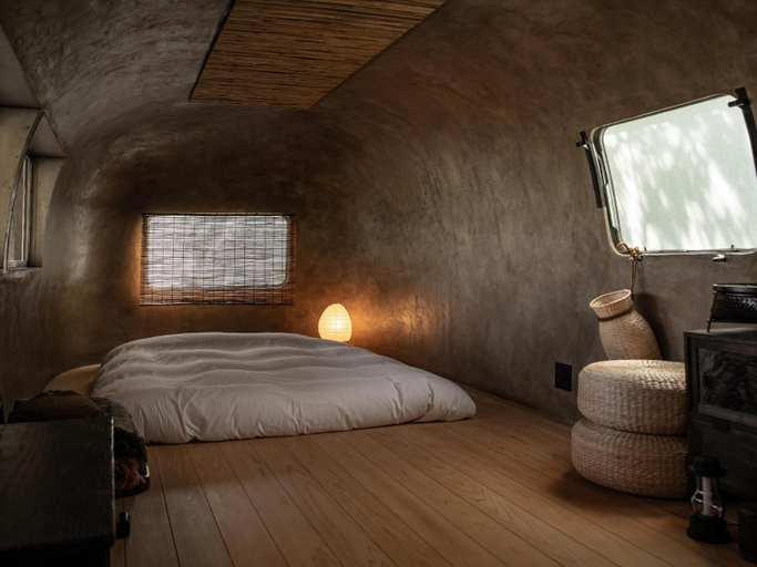 Bedroom 2, Lost Cabin, Kamogawa