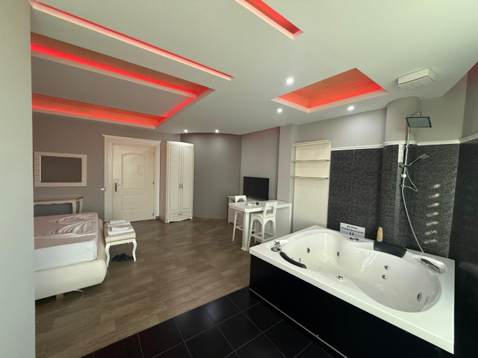 Bathroom, Hotel Kresko, Lushnjës
