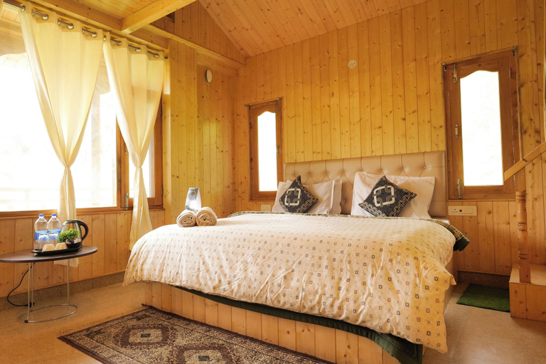 Room 4, Tattva - By Shivaneel Hospitality, Kullu