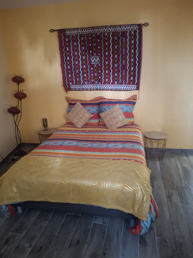Room 5, Hôtel Le Commerce, Somme