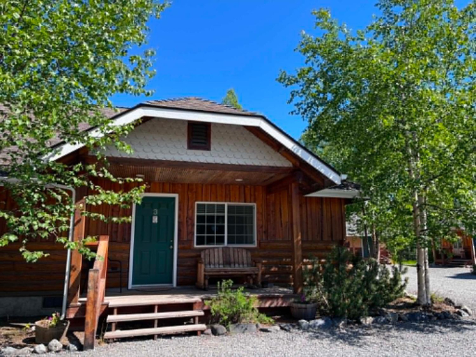 Exterior & Views 1, Denali Fireside Cabin & Suites, Matanuska-Susitna