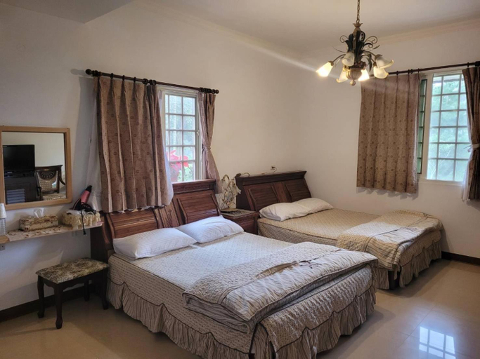 Bedroom 2, Flourish B&B, Yulin