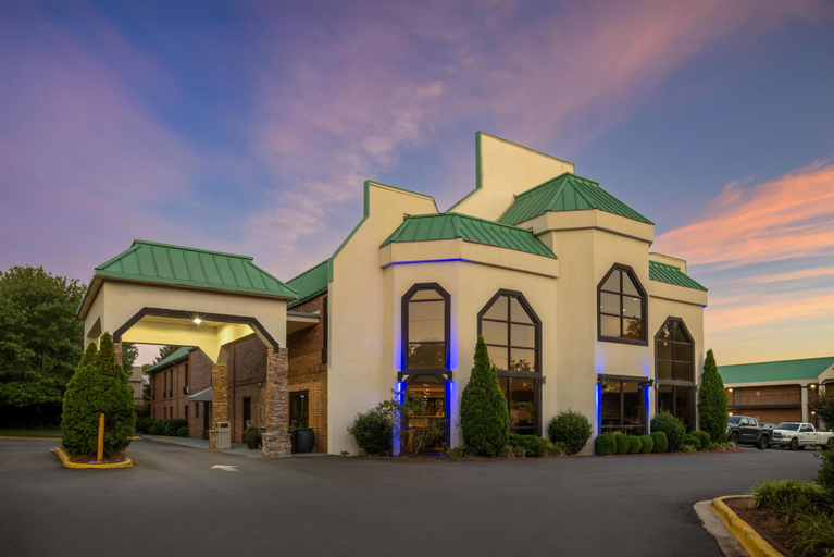 Exterior & Views 2, Best Western Statesville Inn, Iredell