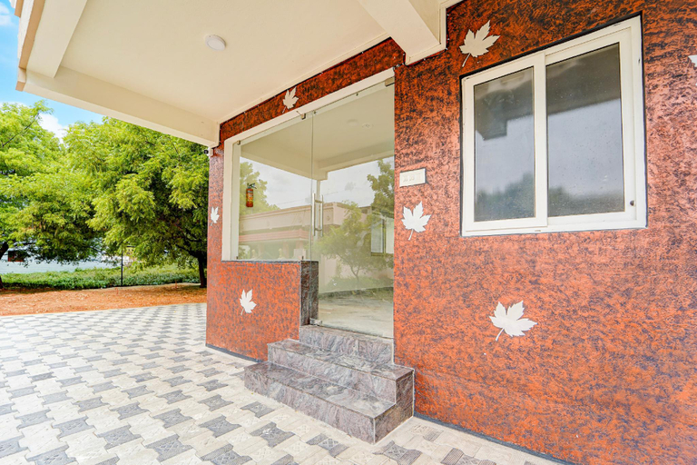 Entrance 5, Townhouse MK University Bus Terminal Madurai Formerly Aca Elite, Madurai