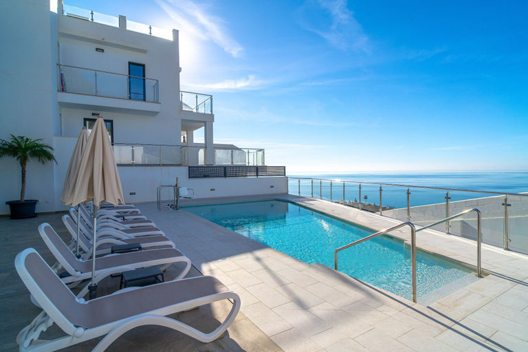 Pool 5, Terrazas de Ladera Duplex 10 by Casasol, Málaga