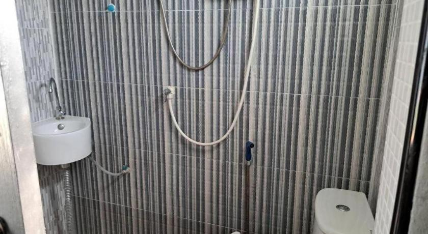 Bathroom, LampangPvillage, Muang Lampang