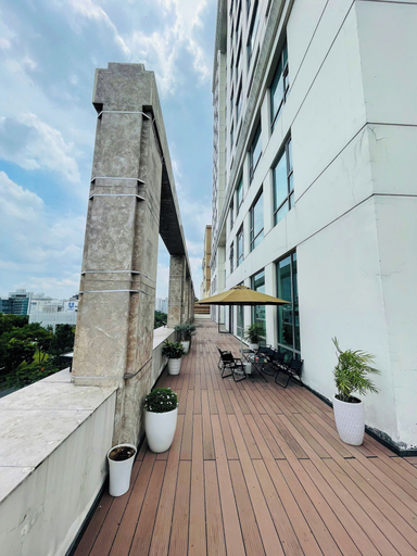 Terrace/patio, SECC Golden King Emhouse, District 7