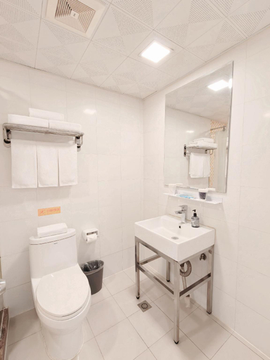 Bathroom 3, Homeinn · neo (Liaoyang Railway Station), Liaoyang
