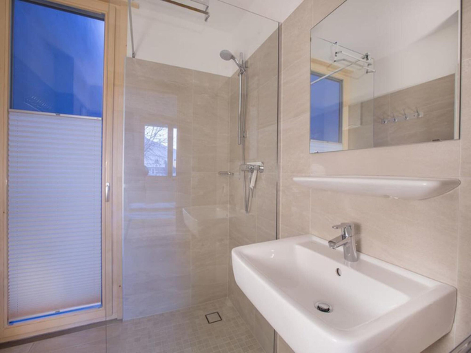 Bathroom 3, Apartment in Neukirchen near Ski Lift, Zell am See