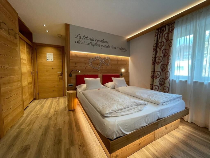 Bedroom 2, B&B Cèsa Planber Mountain View, Trento