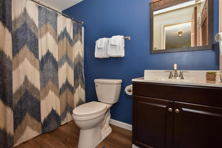 Bathroom, Seven Springs 1 BR Deluxe Condo, Mountain Views! by RedAwning, Somerset