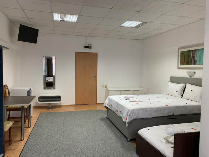 Bedroom 4, Studio Rentals, Onesti