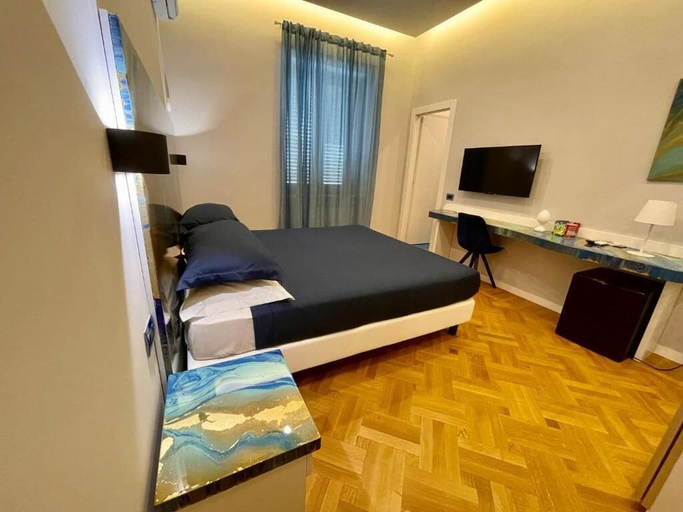 Bedroom 3, Tribus Boutique Hotel, Napoli