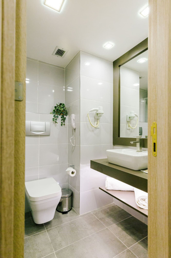 Bathroom 4, Marble Hotel, Beyoğlu