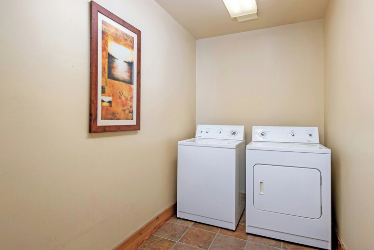 Others 5, WorldMark Galena, Jo Daviess