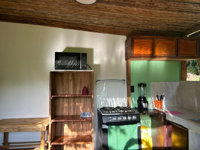 Others 2, Mayara Hostal, Chiltiupán