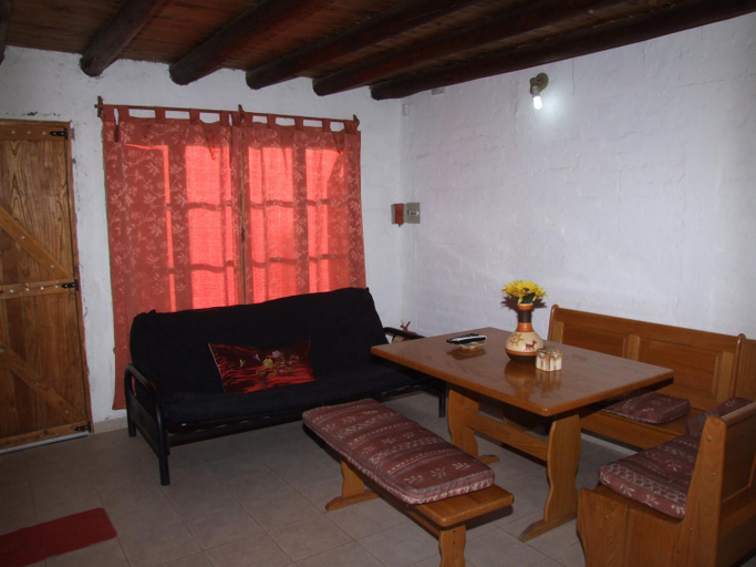 Facilities 5, Cabanas Wenelcklen, Las Heras