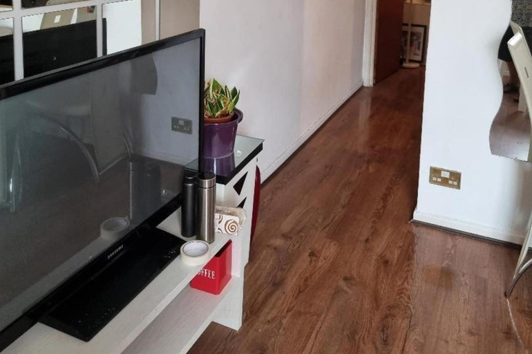 Interior 4, Ground Floor 1-bed Flat, Parking, Edgware, London