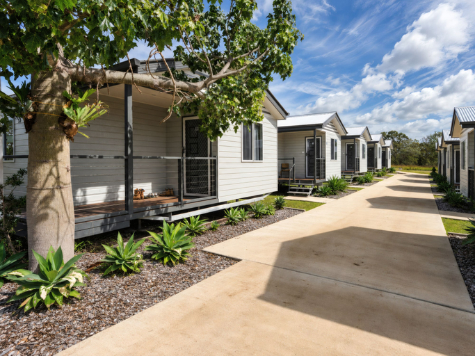 Exterior & Views 2, Parklands Resort Calliope, Calliope - Pt A