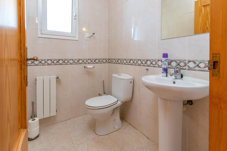 Bathroom 4, Bell Lloc st cristina dar, Girona
