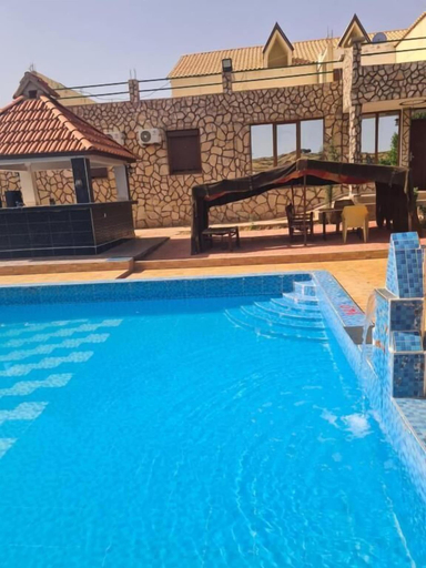 Pool 5, Hôtel mandar itto, Ifrane