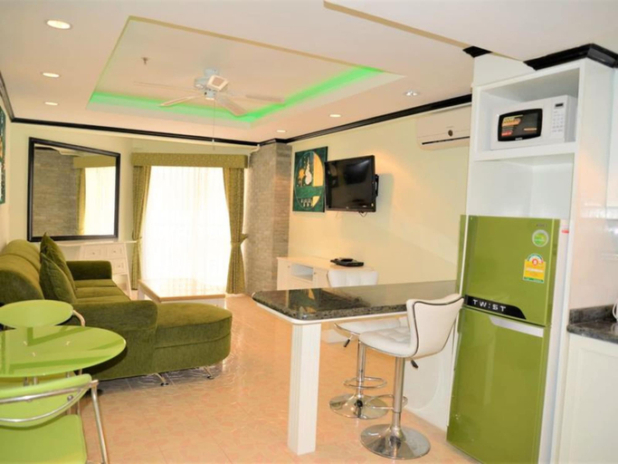 Living area 4, Jomtien Beach Condominium A2 With Stylish European Style Kitchen, Pattaya