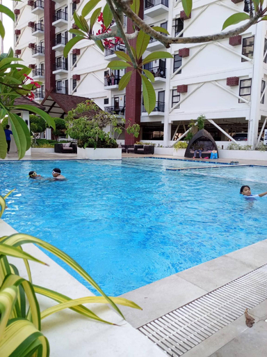 Swimming pool 5, Serene 1-bedroom Apartment With Pool Access in Lapu-lapu, Lapu-Lapu City