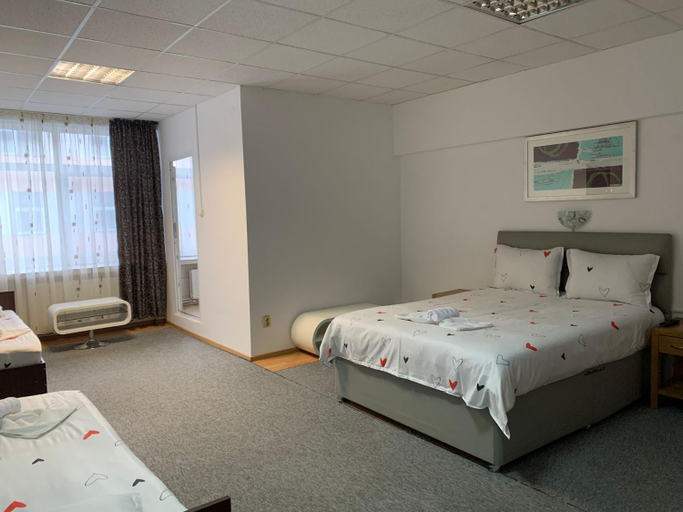 Bedroom 3, Studio Rentals, Onesti