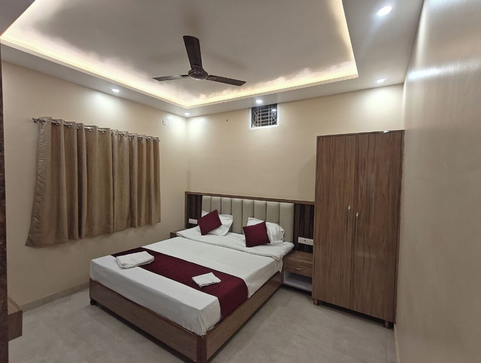 Room 2, The Parampara, Varanasi