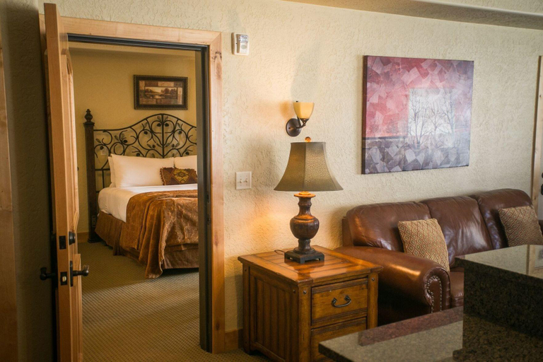 Bedroom 2, Silverado Lodge with Easy Pool Access by RedAwning, Summit
