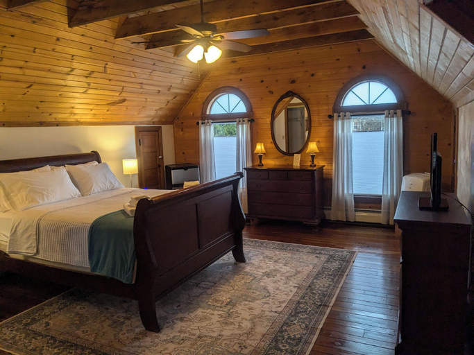 Bedroom 2, The Carriage House Inn Bed and Breakfast, Crawford