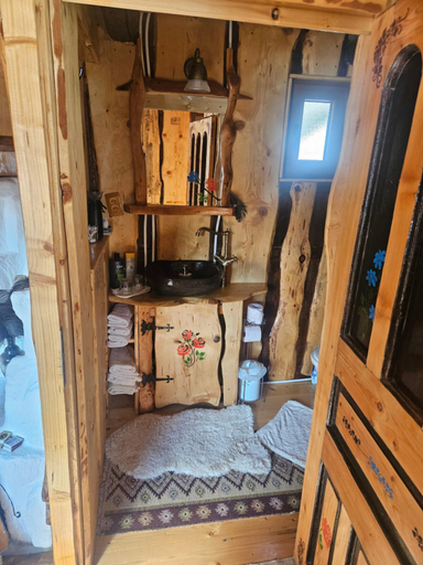Bedroom, Casa rustica, Moieciu De Jos