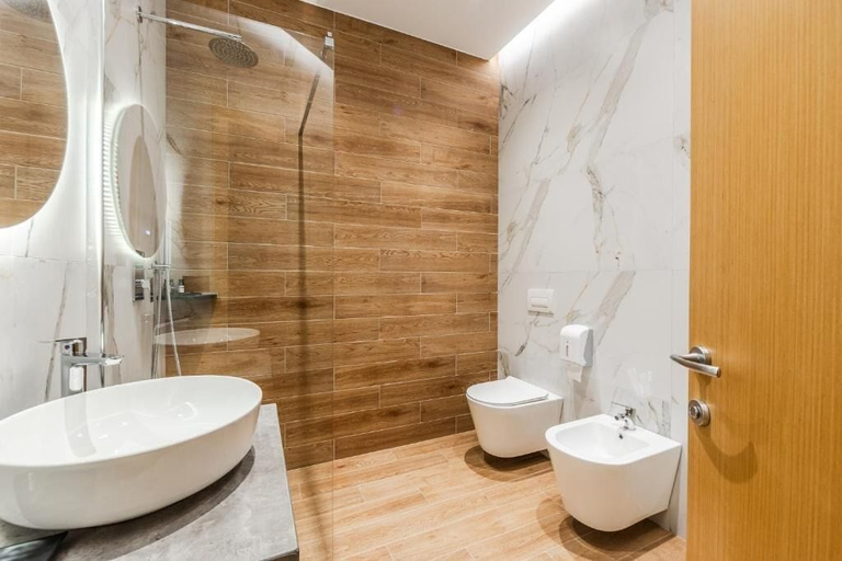 Bathroom 4, ARBO BOUTIQUE HOTEL, Durrësit
