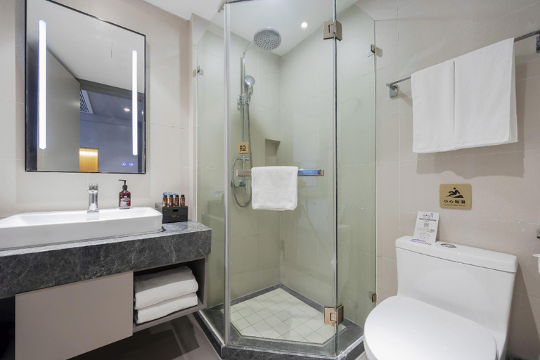 Bathroom 3, Home Inn Selected Hangzhou West Lake Lakeside Broken Bridge, Hangzhou
