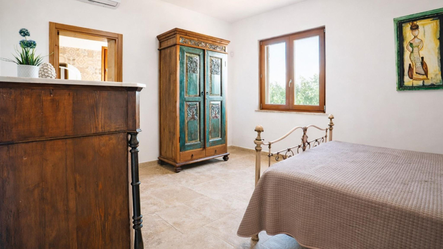 2, VILLA CALURA in Torre Suda, Lecce