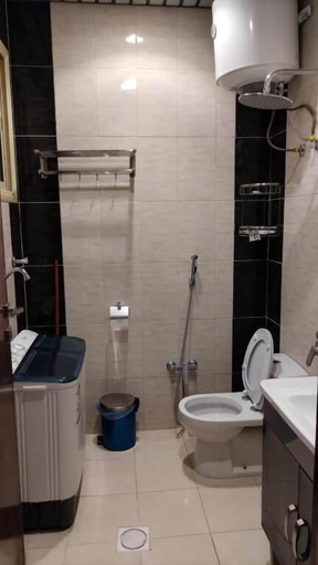 Bathroom 5, Alfo serviced apartments