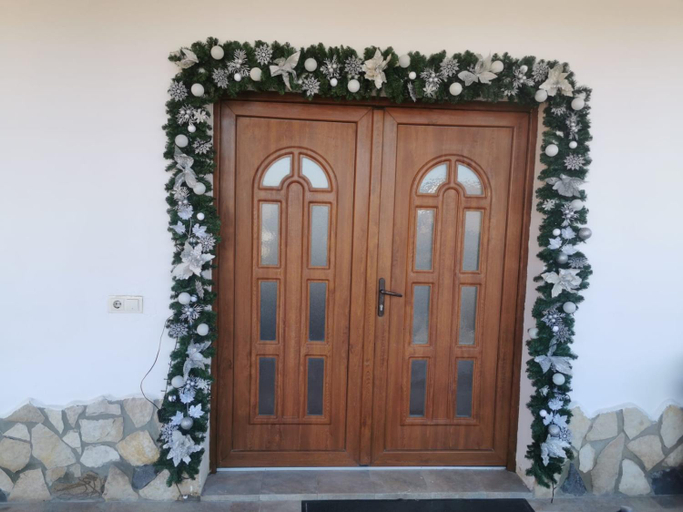 Others 2, Casa Maria, Negresti-oas