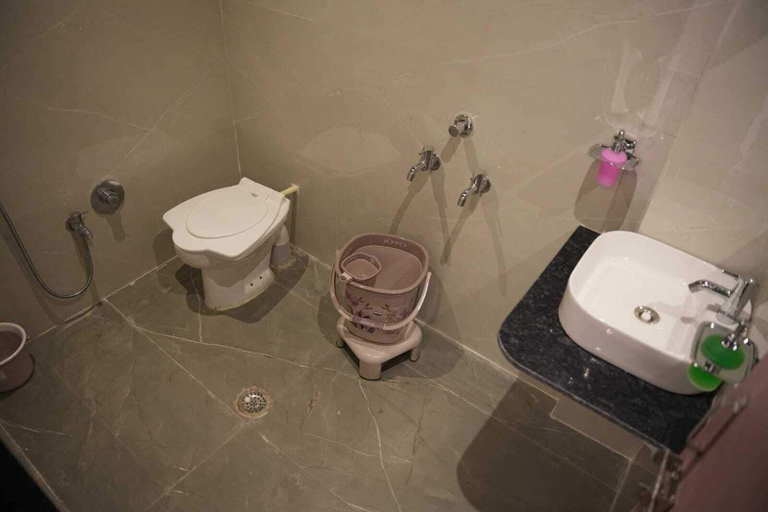 Others 4, Hotel Dwarka Nilayam, Ahmadnagar