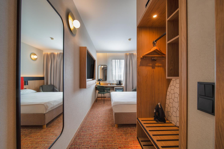 Bedroom 3, Qubus Hotel Gliwice, Gliwice City