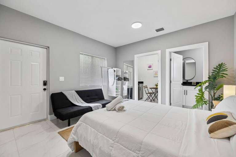 Bedroom 2, Miami Townhouse - We Host, Miami-Dade