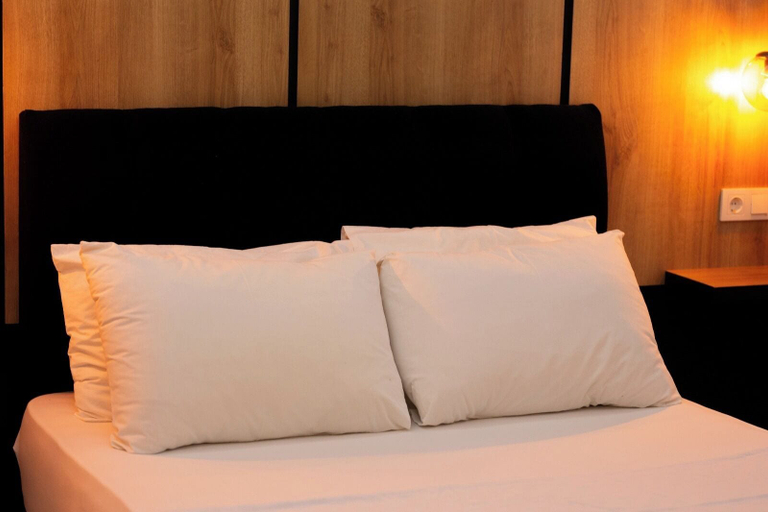 Room 4, Cem Gül Hotel, Ayvalık