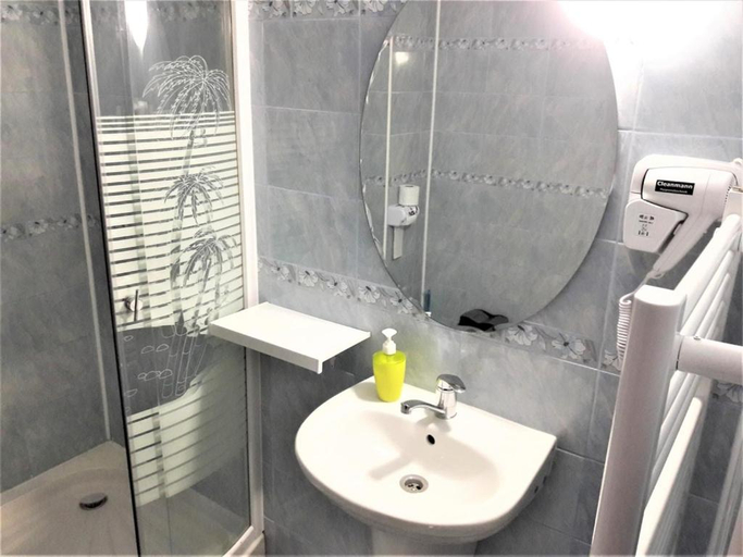 Bathroom, Pensiunea Esential, Gura Suhasului