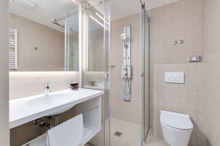 Bathroom 4, Hotel Vila Rova, Malinska-Dubašnica