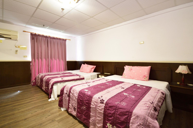 Bedroom, 知本溫泉-彩溱旅宿, Taitung