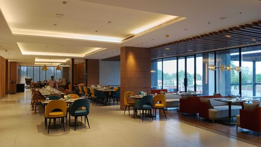 Restaurant 4, Ramada Encore By Wyndham Ayodhya Takpura, Faizabad