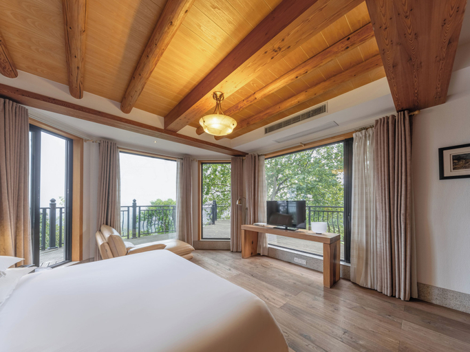 Room 4, Mogan Mountain Dreamlohas Villa, Huzhou
