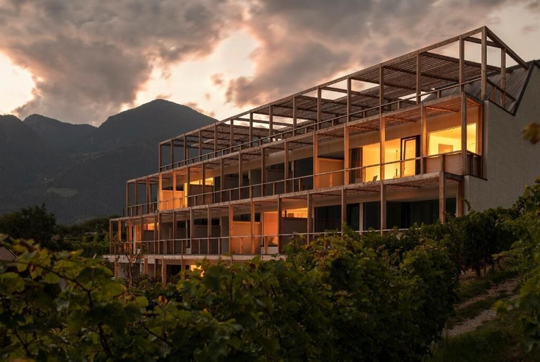 Exterior & Views 2, byHaller Suites & AO Restaurant, Bolzano